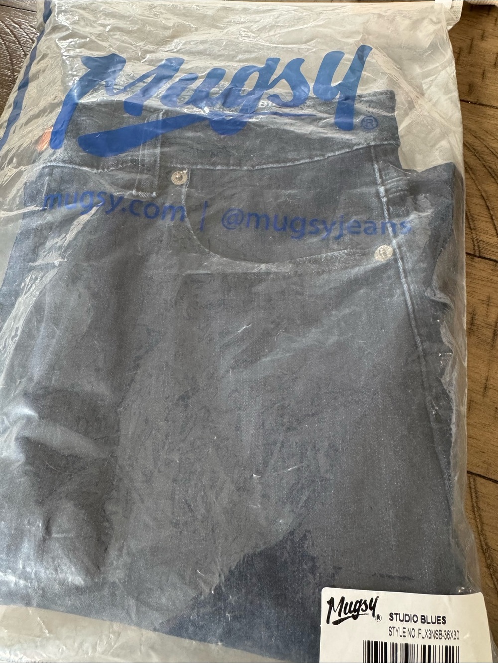 Men's Straight Leg Jeans in Studio Blues NWT - Picture 4 of 4